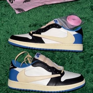 Nike Fragment SB lows Travis Scott size 11 brand new